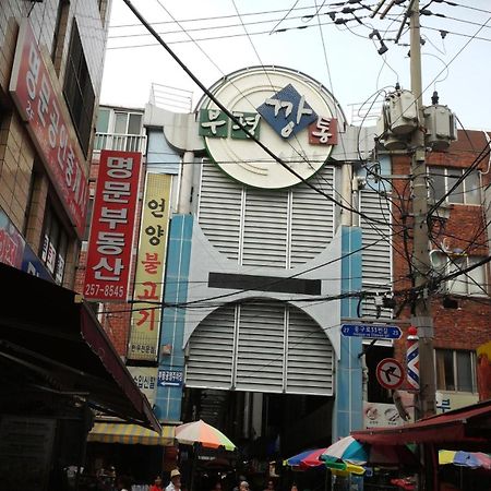 Nampo One Motel Busan Eksteriør billede