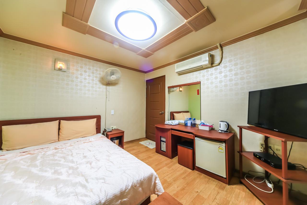 Nampo One Motel Busan Eksteriør billede